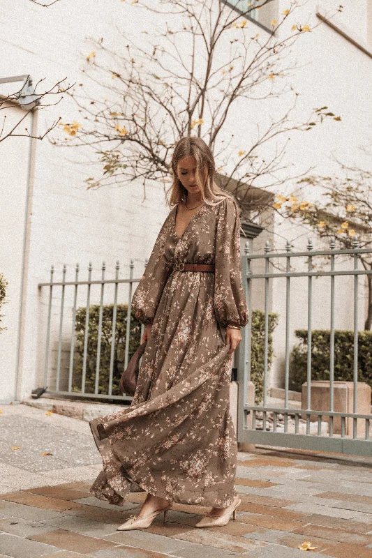 ladies-maxi-dress-cold-shoulder-drama-Anisa Maxi Dress - Olive Floral