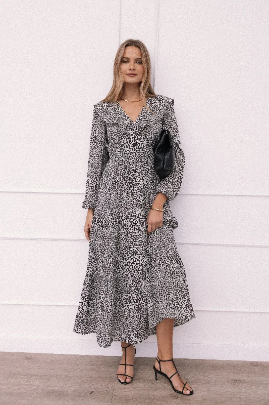 ladies-maxi-dress-forest-flow-Sophie Long Sleeve Maxi Dress - Black/Ivory