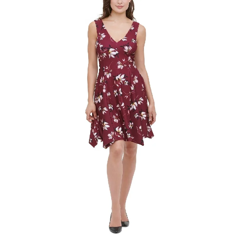 Women's flare dress paisley -Kensie Women's Printed Handkerchief-Hem Fit & Flare Dress Red Size 6