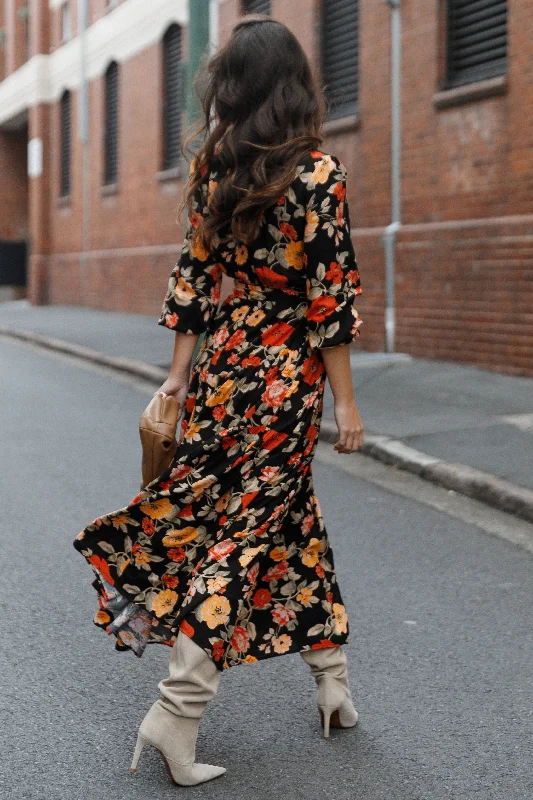 ladies-maxi-dress-cocktail-drift-Ruana Maxi Dress - Black Floral