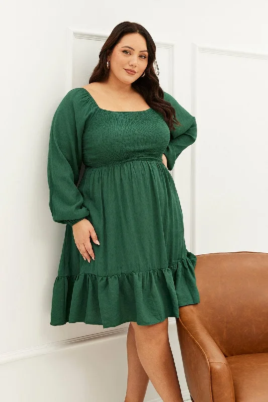 Women's flare dress cocktail -Green Fit And Flare Dress Long Sleeve Shirred