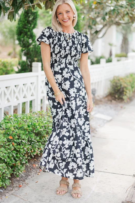 Women's floral dress weekend -Make The Right Choice Black Floral Maxi Dress