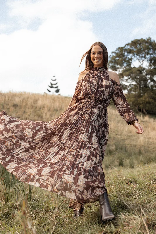 ladies-maxi-dress-indigo-flow-Hilary Pleated Maxi Dress - Brown Floral