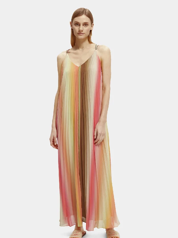 ladies-maxi-dress-tassel-trail-Pleated tank top maxi dress