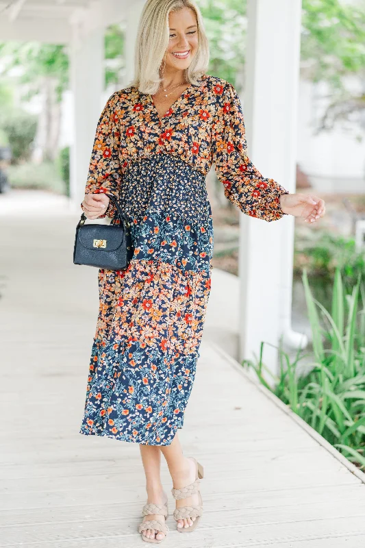 Women's floral dress ruched -Go For It Navy Blue Ditsy Floral Midi Dress