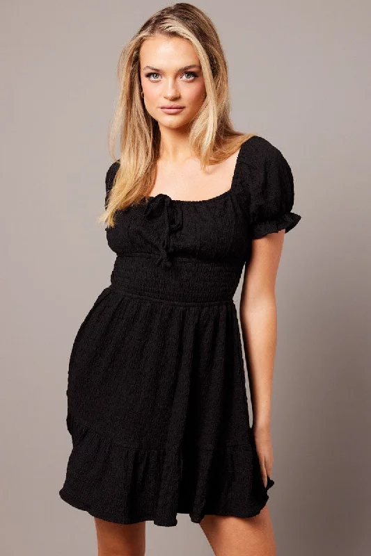 Women's flare dress designer -Black Fit And Flare Dress Puff Sleeve Textured fabric