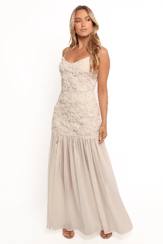 ladies-maxi-dress-flattering-drift-Romy Maxi Dress - Cream